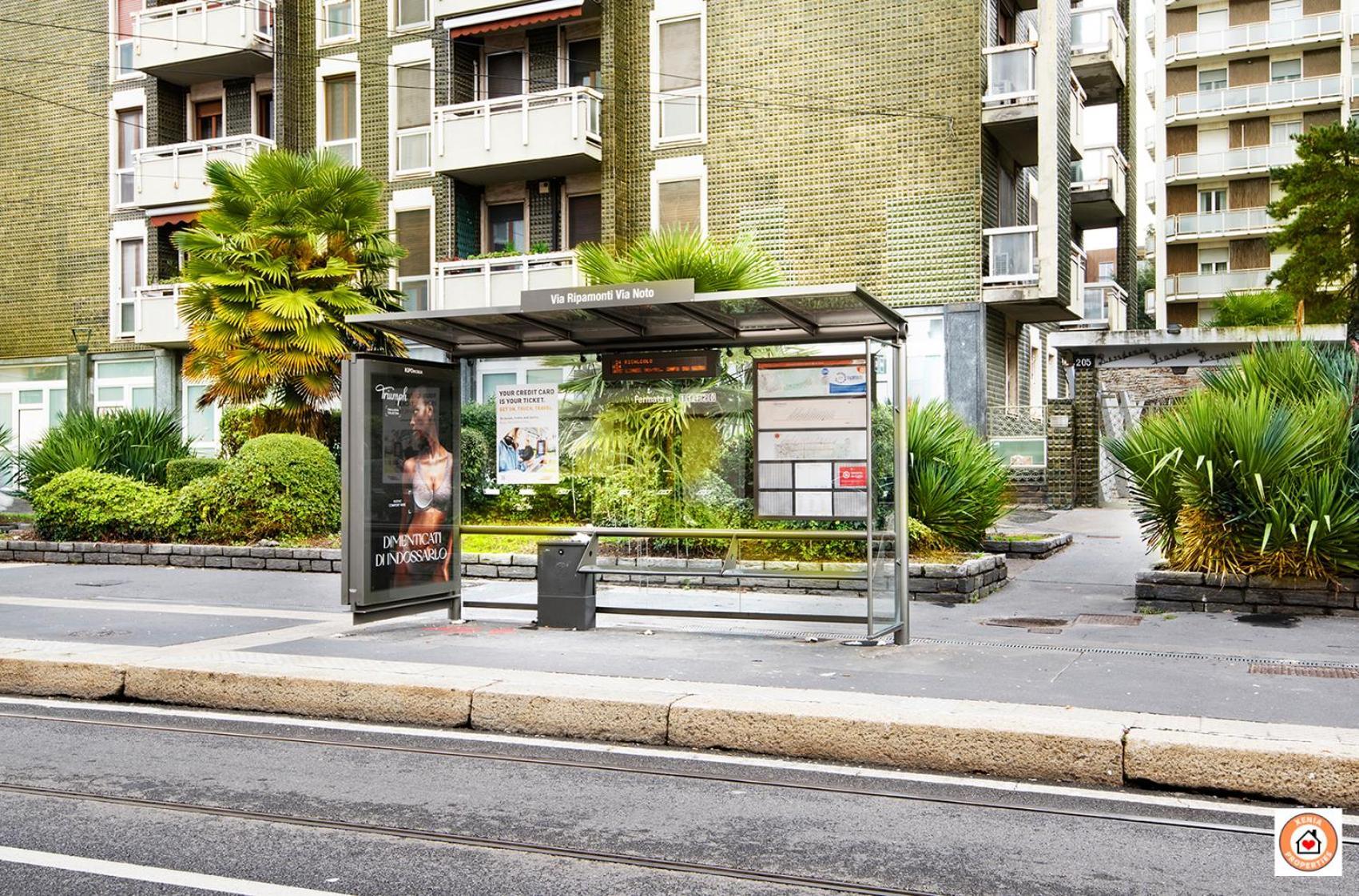 Borgo Milanese - Bocconi 15 Minuti Apartment Luaran gambar